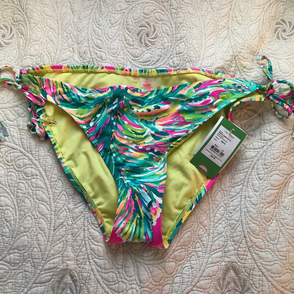 Lilly Pulitzer NWT bikini bottoms. Size 10